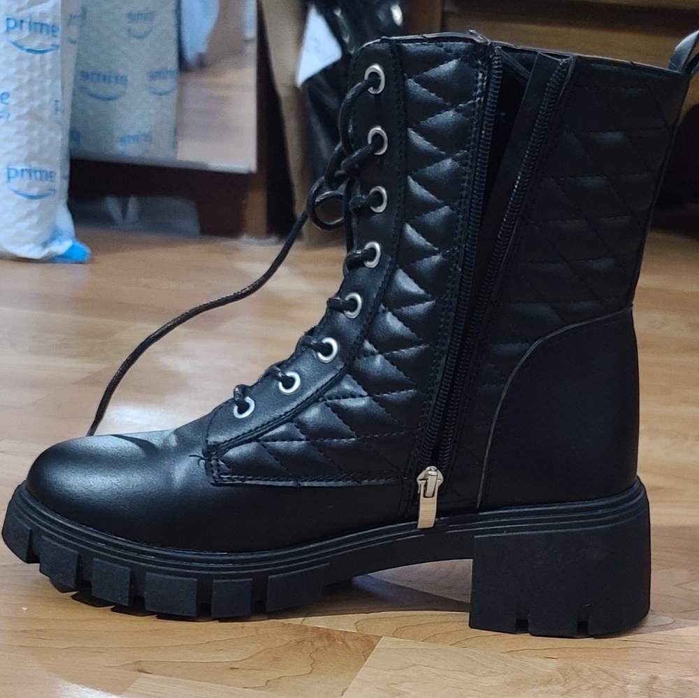 Fashion boots